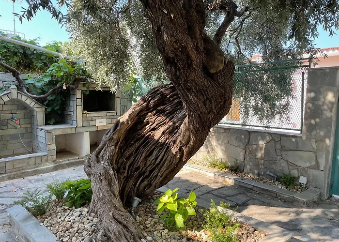 Elia & Meli Skála Kallirákhis